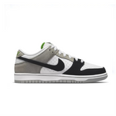 Nike Dunk: Conheça o Estilo Atemporal na cor Cinza com Branco, preto e Verde - Masculino e Feminino - Asah Store