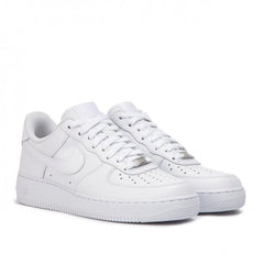 Air Force 1: O Clássico Nike em Branco, Preto e Promoção para Estilos Femininos e Masculinos - Asah Store