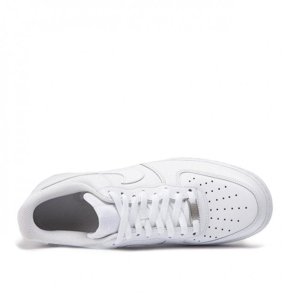 Air Force 1: O Clássico Nike em Branco, Preto e Promoção para Estilos Femininos e Masculinos - Asah Store